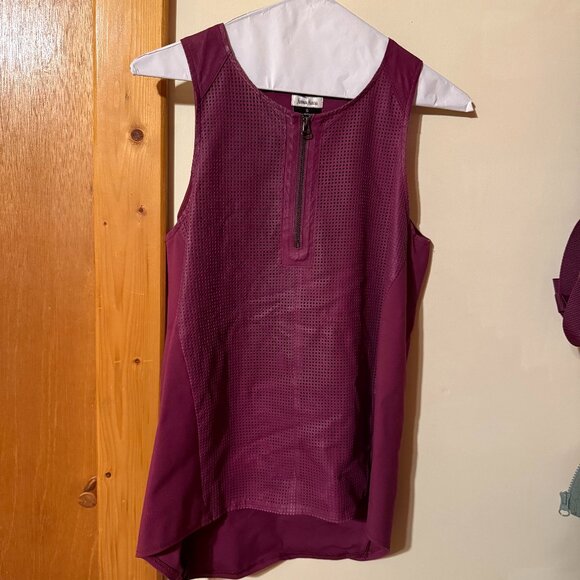 Neiman Marcus Tank Top - Picture 1 of 3